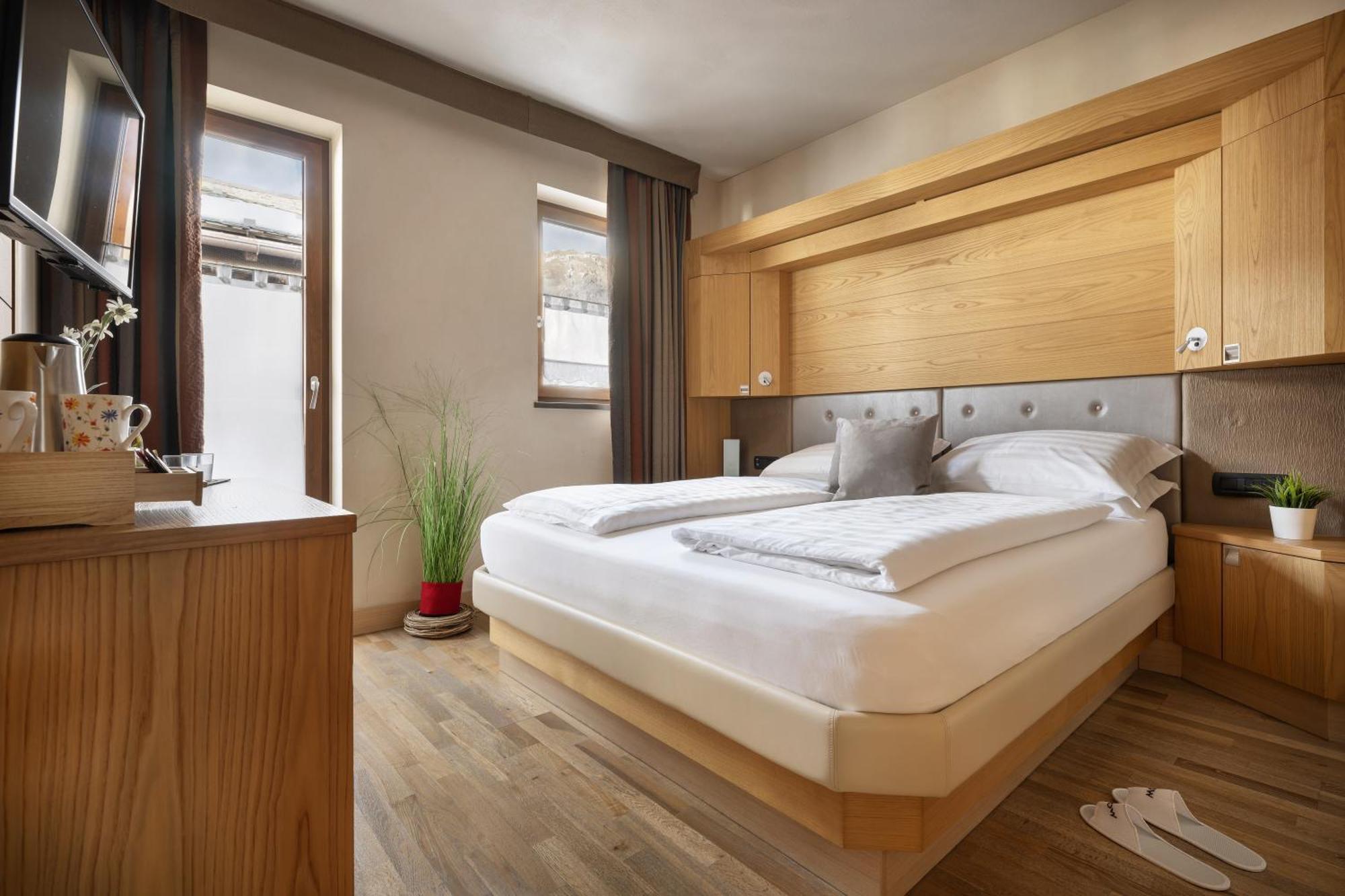 Mota Hotel 4*