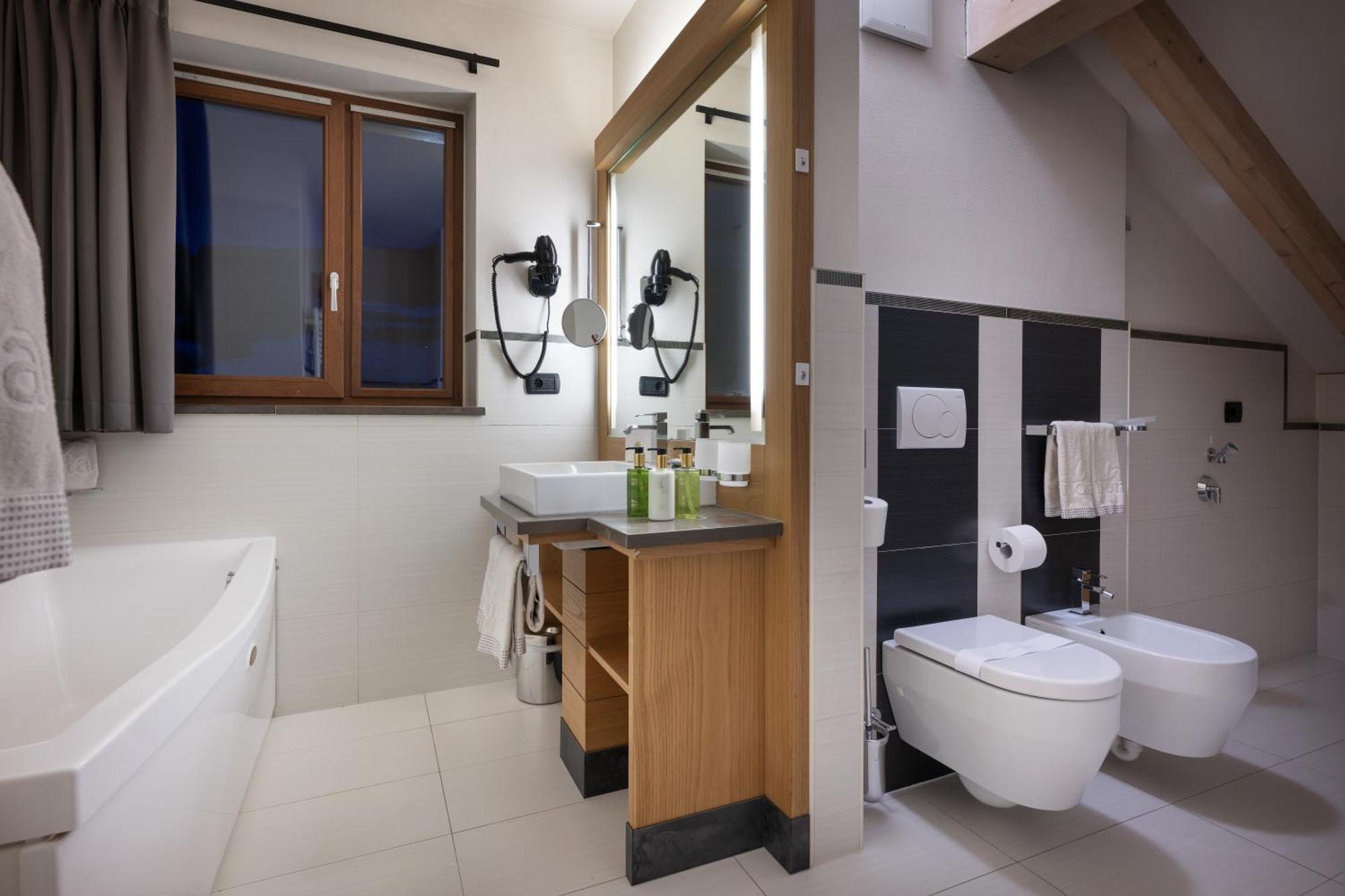 Hotel Mota 4*